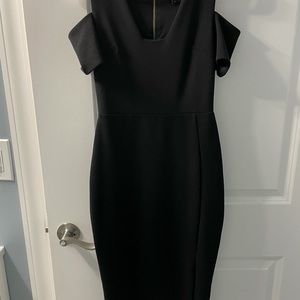 Elegant, fitted Express dress. Worn only once. Size 00